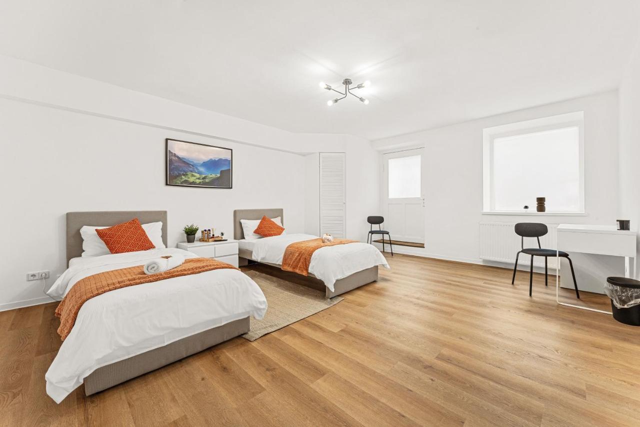 2 Zimmer Apartments, 4 Betten, Vollmoebliert,Zentrale Lage Am S-Bahnhof Berlin Dış mekan fotoğraf
