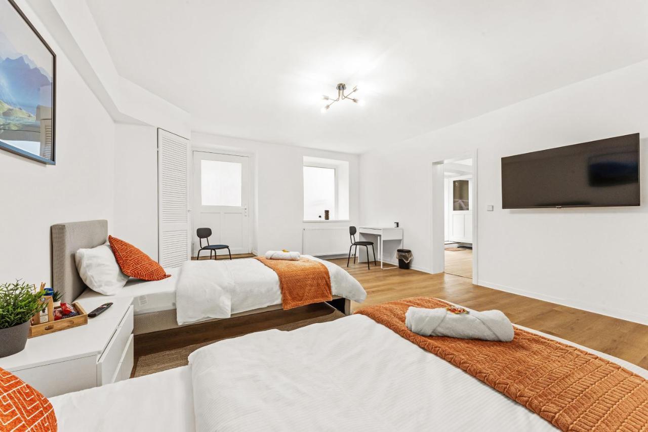 2 Zimmer Apartments, 4 Betten, Vollmoebliert,Zentrale Lage Am S-Bahnhof Berlin Dış mekan fotoğraf