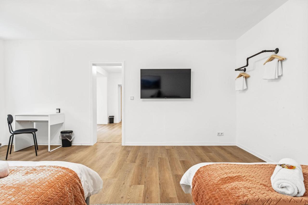 2 Zimmer Apartments, 4 Betten, Vollmoebliert,Zentrale Lage Am S-Bahnhof Berlin Dış mekan fotoğraf