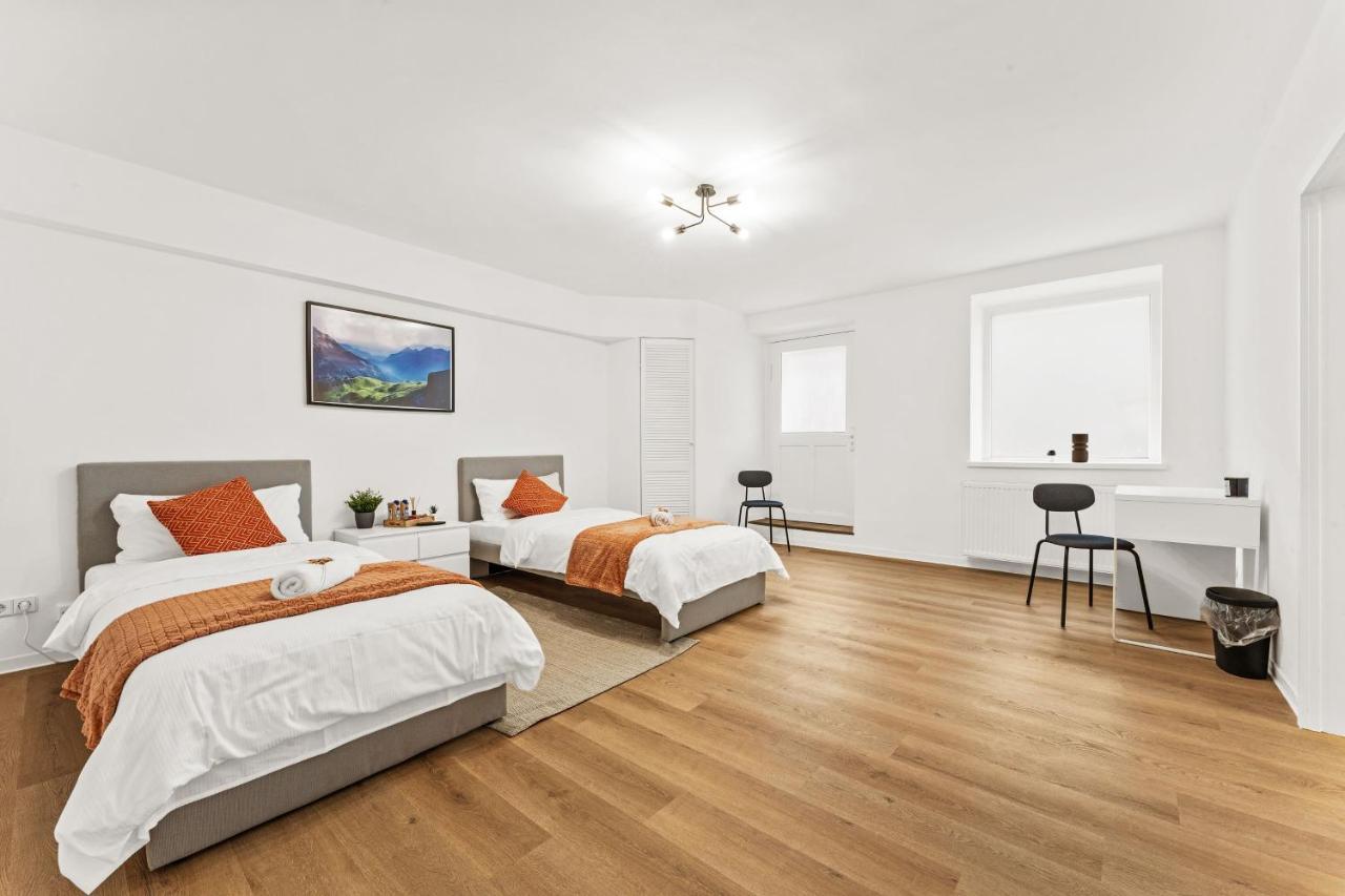 2 Zimmer Apartments, 4 Betten, Vollmoebliert,Zentrale Lage Am S-Bahnhof Berlin Dış mekan fotoğraf