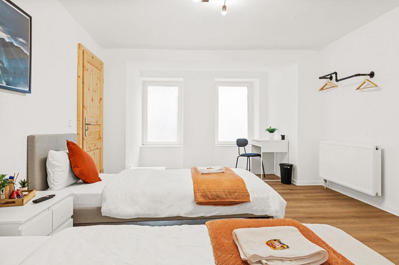 2 Zimmer Apartments, 4 Betten, Vollmoebliert,Zentrale Lage Am S-Bahnhof Berlin Dış mekan fotoğraf