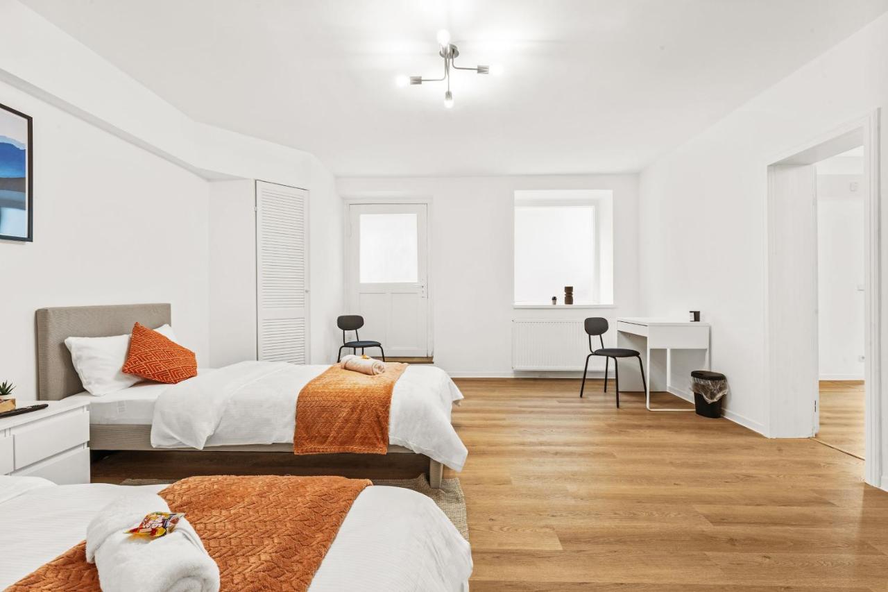 2 Zimmer Apartments, 4 Betten, Vollmoebliert,Zentrale Lage Am S-Bahnhof Berlin Dış mekan fotoğraf